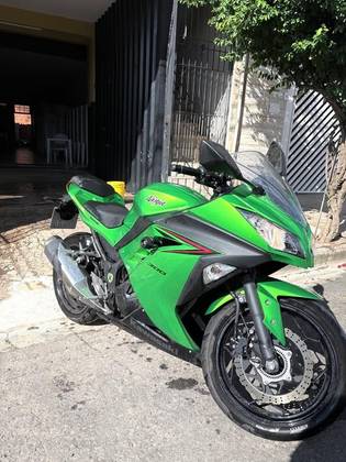 KAWASAKI NINJA 300 KAWASAKI NINJA 300